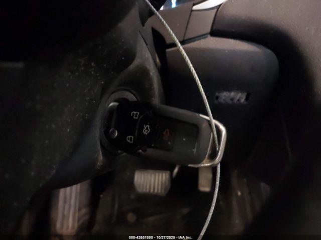 Ford Fusion S Image 15