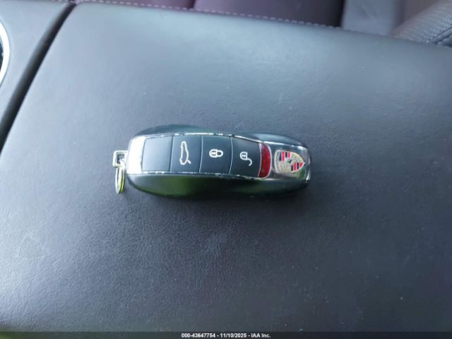 Porsche Panamera Turbo Image 3