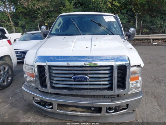 Ford F-250 Image 14