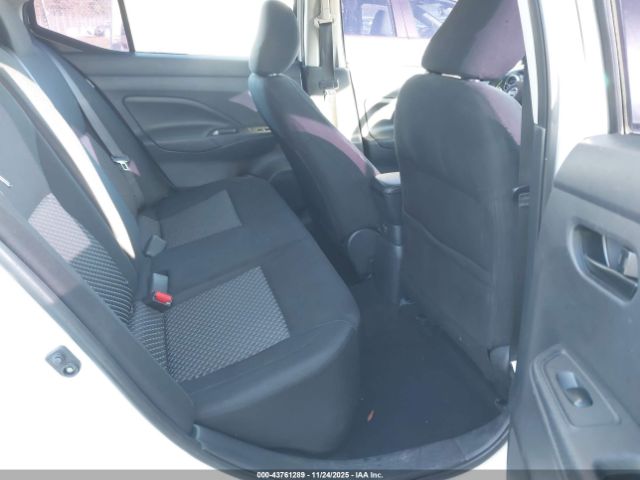 Nissan Versa S Xtronic Cvt Image 3