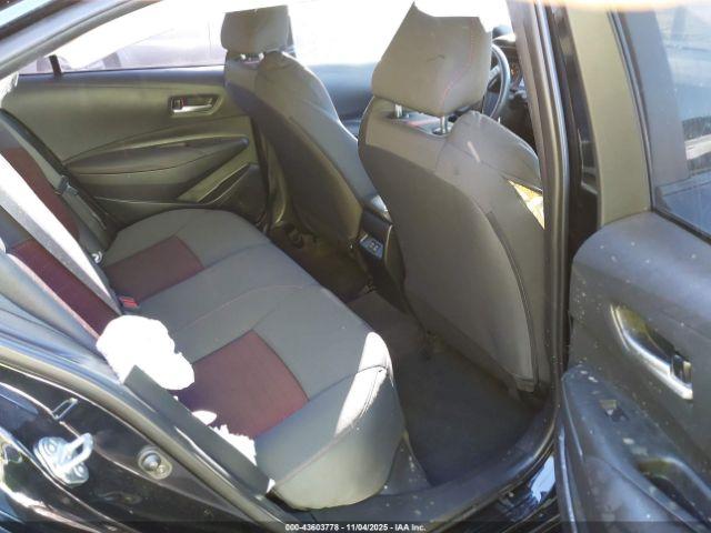 Toyota Corolla Se Image 16