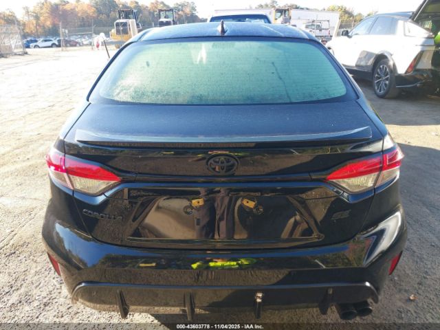 Toyota Corolla Se Image 6