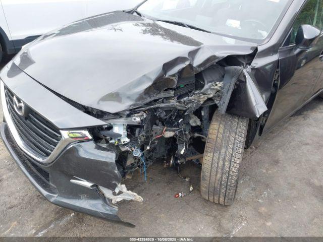 Mazda Mazda3 Grand Touring Image 13