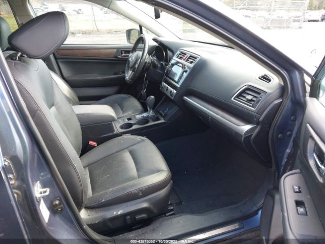 Subaru Outback 2.5i Limited Image 4