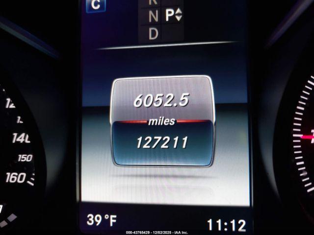 Mercedes-Benz C-Class 4matic Image 15