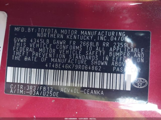 Toyota Camry Le Image 11