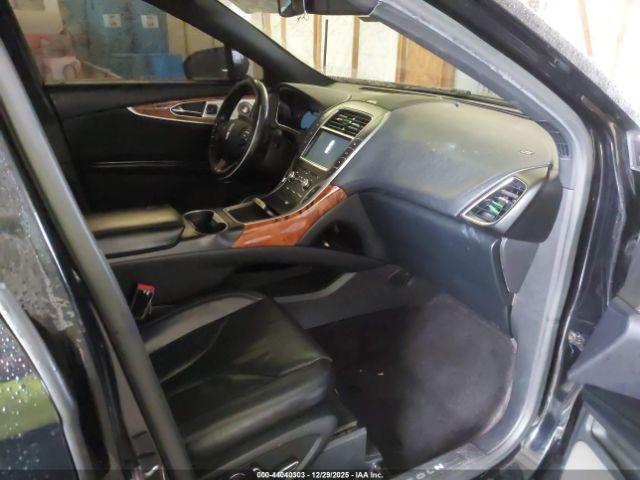 Lincoln MKX Reserve Image 9