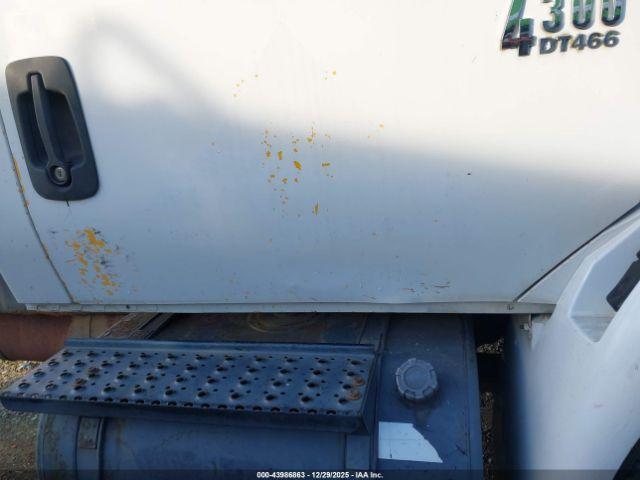 International 4000 4300 Image 10