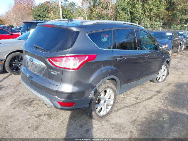 Ford Escape Titanium Image 4