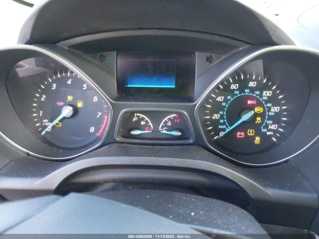 Ford Escape Titanium Image 3