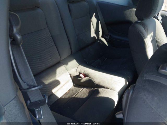 Ford Mustang V6 Image 16