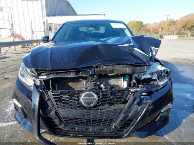 Nissan Altima Sr Fwd Image 9