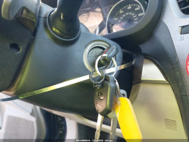 Subaru Outback 2.5i Image 7