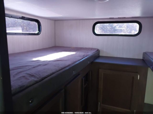 Forest River Cherokee Grey Wolf Image 5