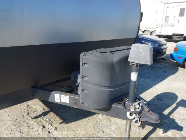 Forest River Cherokee Grey Wolf Image 10