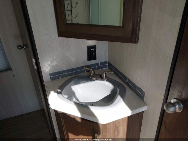 Forest River Cherokee Grey Wolf Image 2