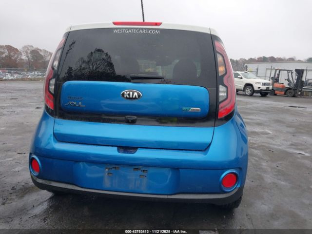Kia Soul Image 14