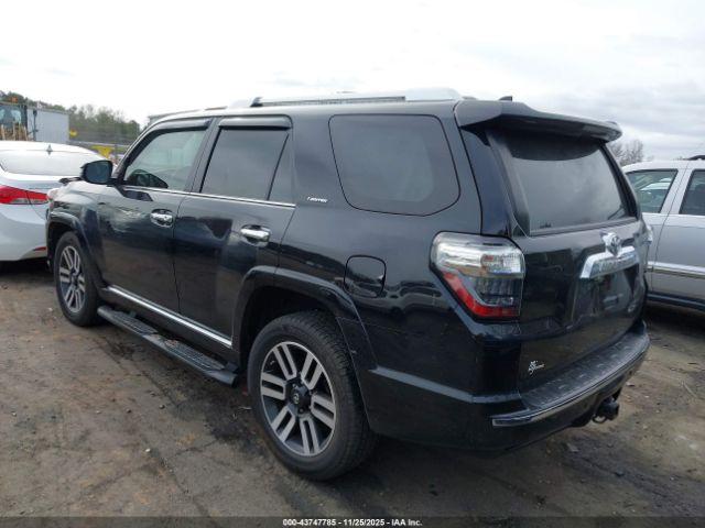 Toyota 4Runner Limited Image 7