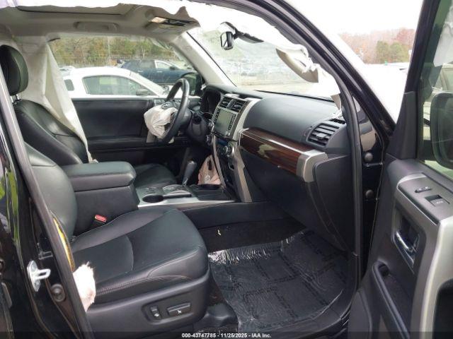 Toyota 4Runner Limited Image 11