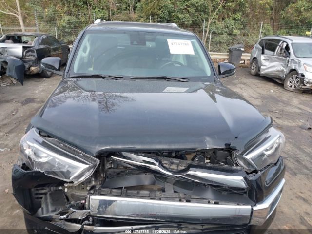 Toyota 4Runner Limited Image 15