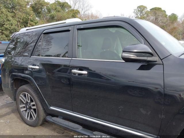 Toyota 4Runner Limited Image 9