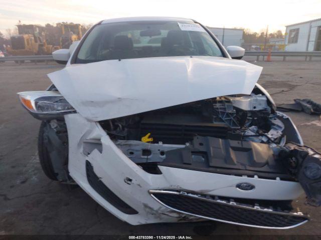 Ford Focus Se Image 9