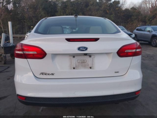 Ford Focus Se Image 16