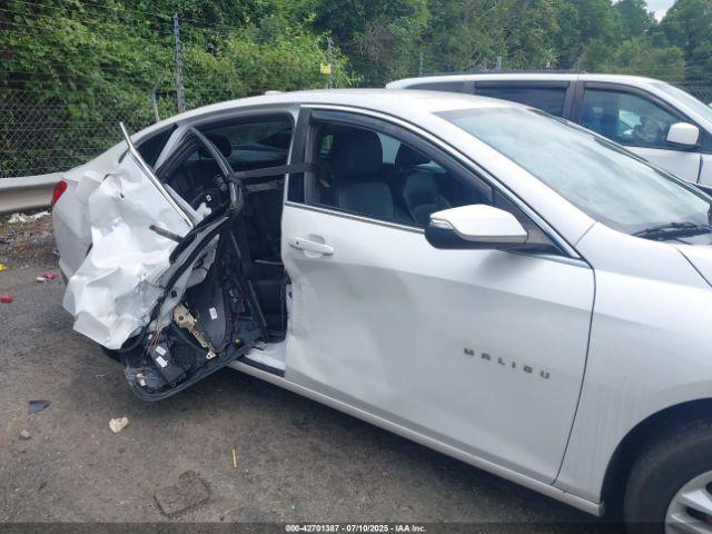 Chevrolet Malibu 1lt Image 4