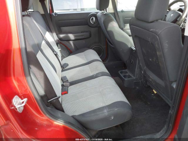 Dodge Nitro Sxt Image 5