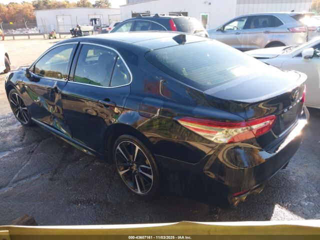 Toyota Camry Xse Image 13