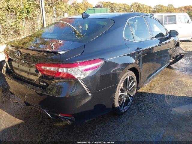 Toyota Camry Xse Image 16