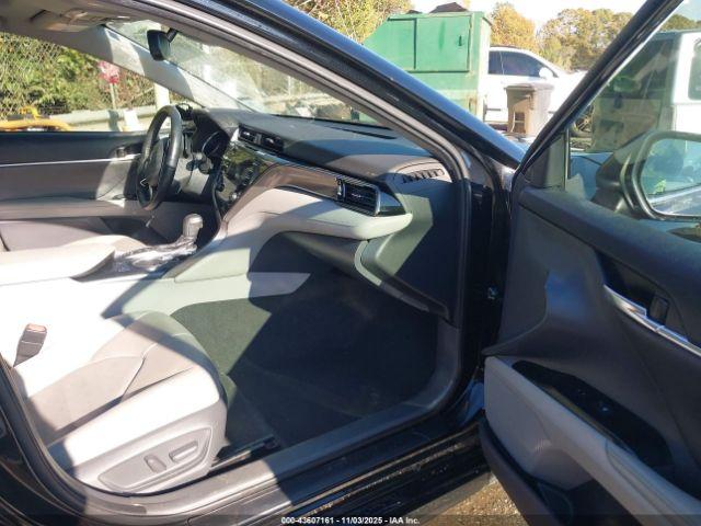 Toyota Camry Xse Image 7