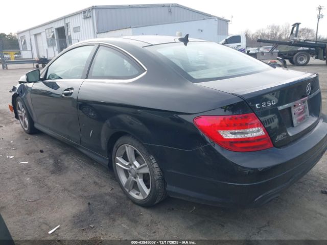 Mercedes-Benz C-Class Image 5