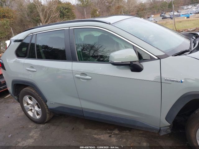 Toyota RAV4 Xle Image 15