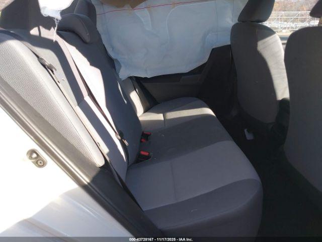 Toyota Corolla L Image 16