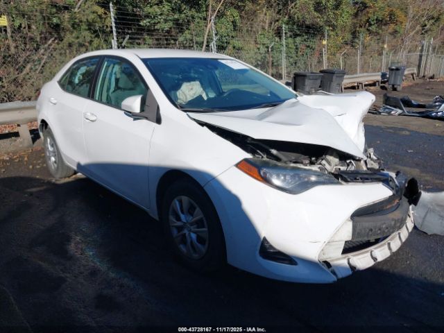 Toyota Corolla L Image 2