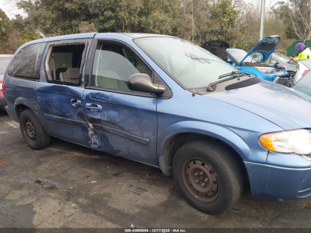 Chrysler Town & Country Lx Image 9