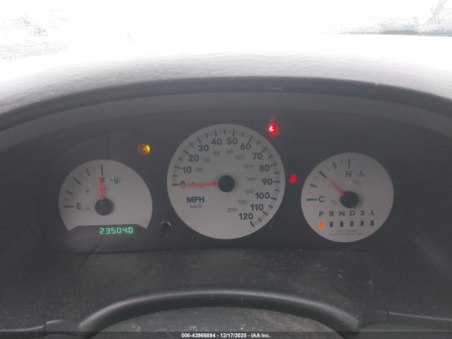 Chrysler Town & Country Lx Image 8