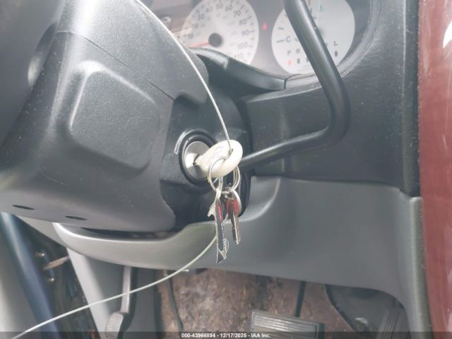 Chrysler Town & Country Lx Image 3