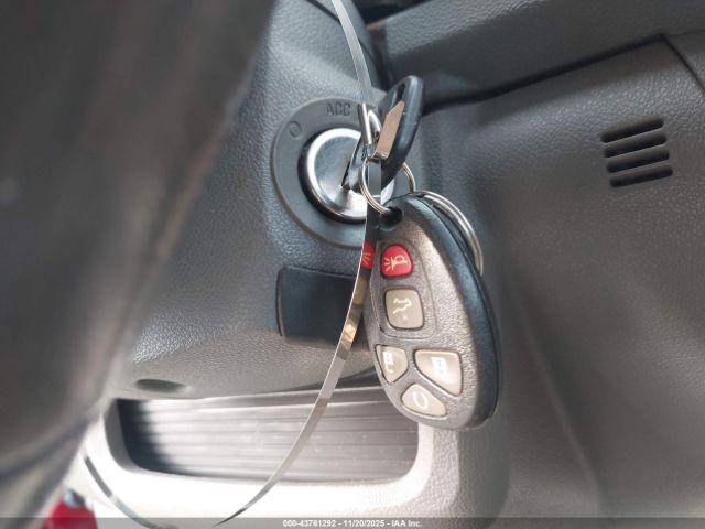 Chevrolet Traverse Ltz Image 3