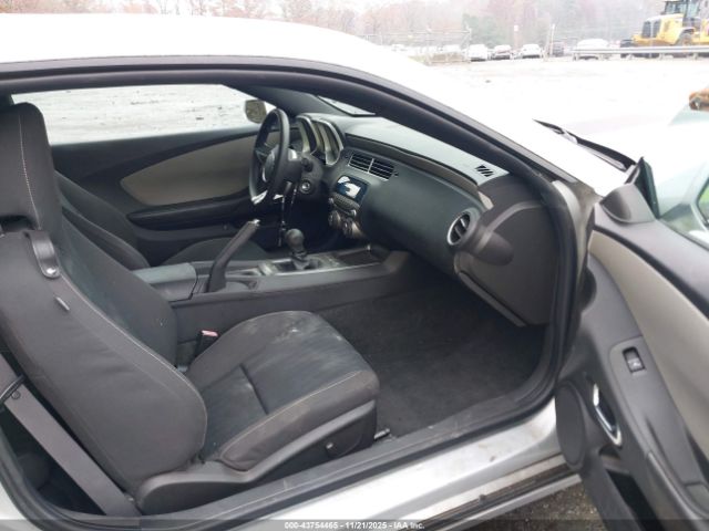 Chevrolet Camaro 1ls Image 4