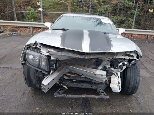Chevrolet Camaro 1ls Image 8