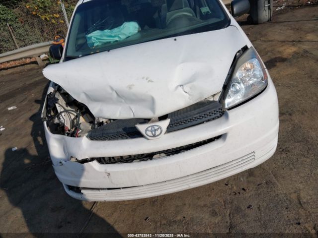 Toyota Sienna Ce Image 4