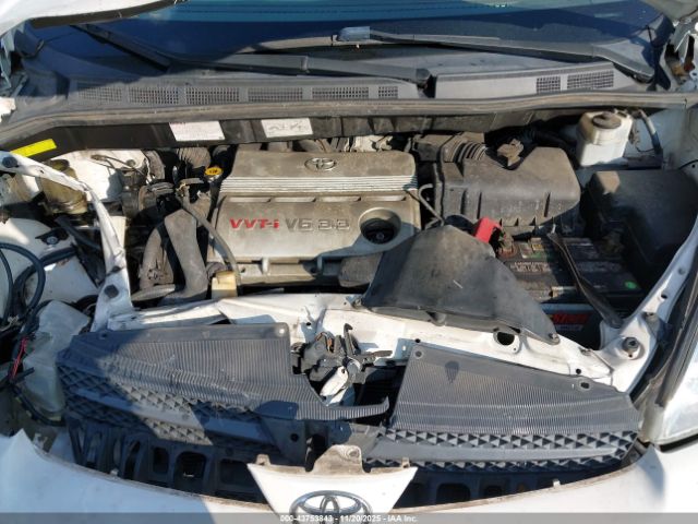 Toyota Sienna Ce Image 14