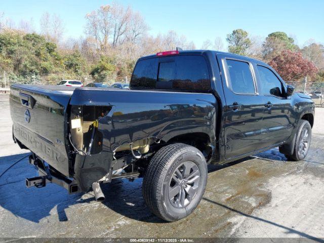 Nissan Frontier Sv 4x4 Image 7