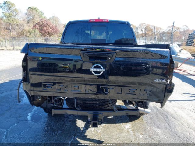 Nissan Frontier Sv 4x4 Image 12