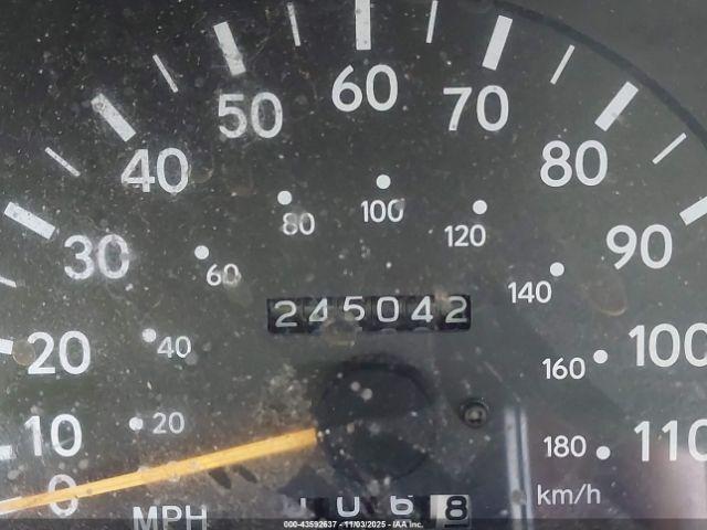 Toyota Tacoma Xtracab Image 9