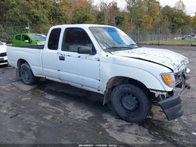 Toyota Tacoma Xtracab Image 4