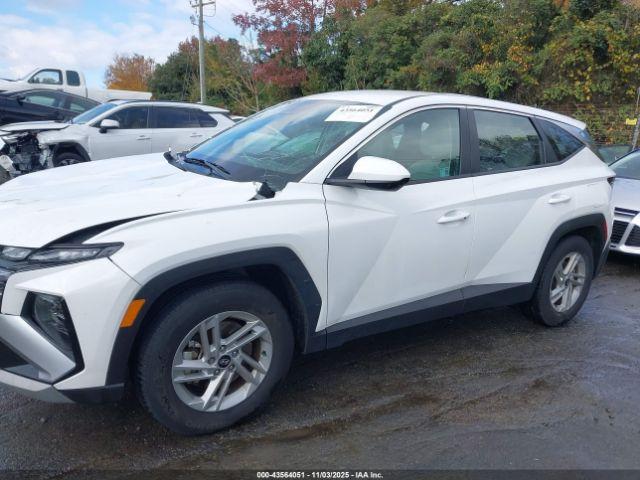 Hyundai TUCSON Se Image 12