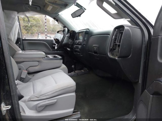 Chevrolet Silverado 1500 Custom Image 4